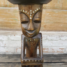 Cargar imagen en el visor de la galería, Hand Carved Tribal Statue with Bowl in Brown
