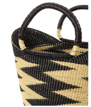 Load image into Gallery viewer, Market Shopper from Ghana in Natural and Black Zig Zag
