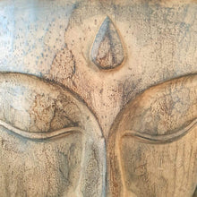 Laden Sie das Bild in den Galerie-Viewer, Large Wooden Buddha Head Brown - bohemian-beach-house

