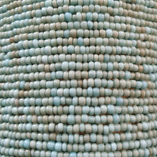 Cargar imagen en el visor de la galería, Round Beaded Medium Storage Boxes Bamboo in Blue
