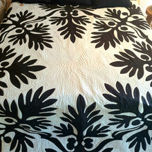 Load image into Gallery viewer, Hand Stitched Tropical Leaf Quilt Black / White - bohemian-beach-house
