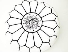 Laden Sie das Bild in den Galerie-Viewer, Moroccan Hand Stitched Leather pouf in White with black stitching

