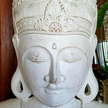 Charger l&#39;image dans la galerie, White Hand Carved Buddha Head Large
