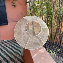 Cargar imagen en el visor de la galería, Handmade Moroccan Raffia Knotted Pendant Lamp Shade in Tan Large
