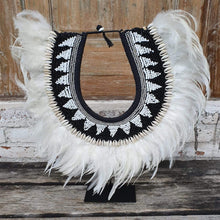 Charger l&#39;image dans la galerie, White Feather and Beads Tribal Papua Necklace Stand Black / White - bohemian-beach-house
