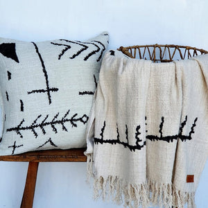 Tribal Fringed Throw Blanket in Black and Ivory